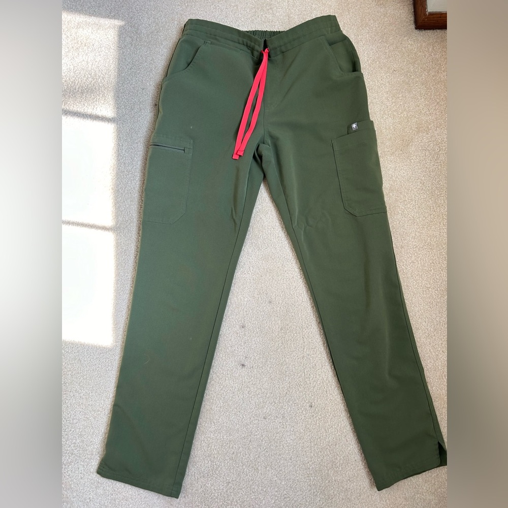 Figs yola skinny scrub pants